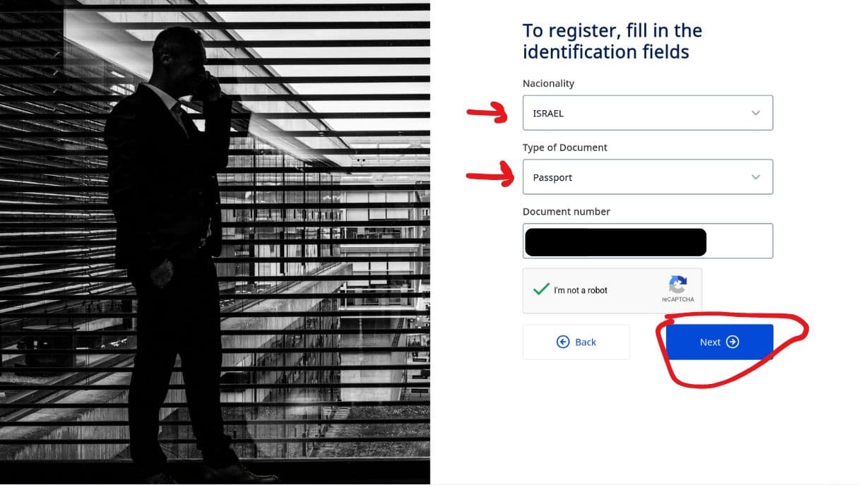 טופס הזדהות עם לאום ישראל, סוג מסמך Passport וכפתור Next מסומנים